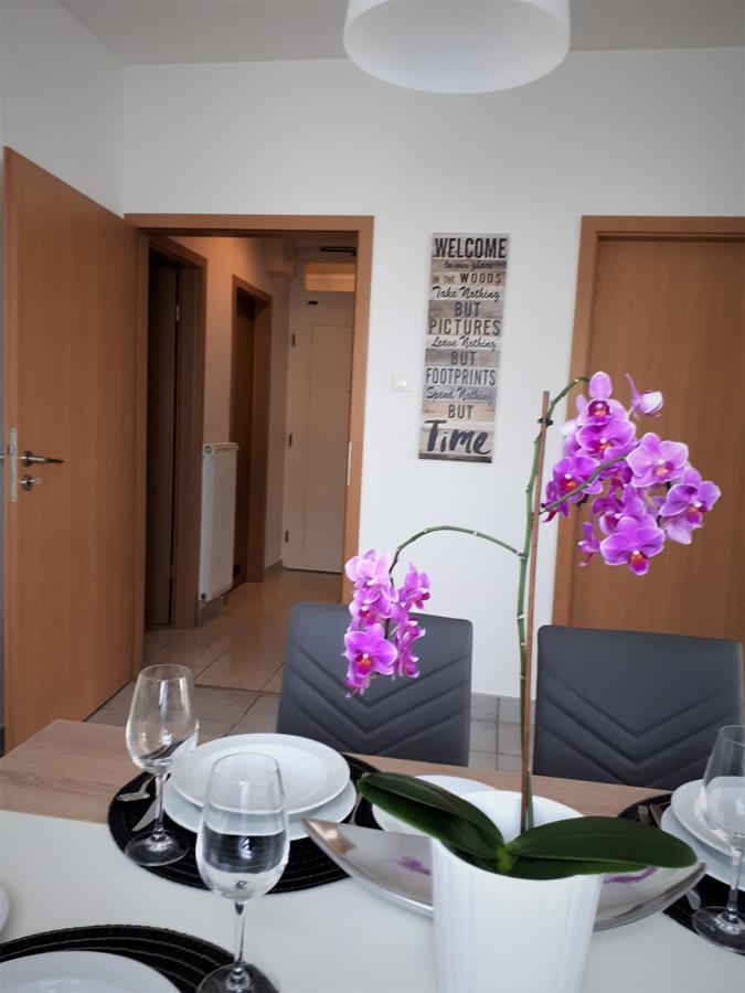 Hanna Apartman Buk Exterior photo